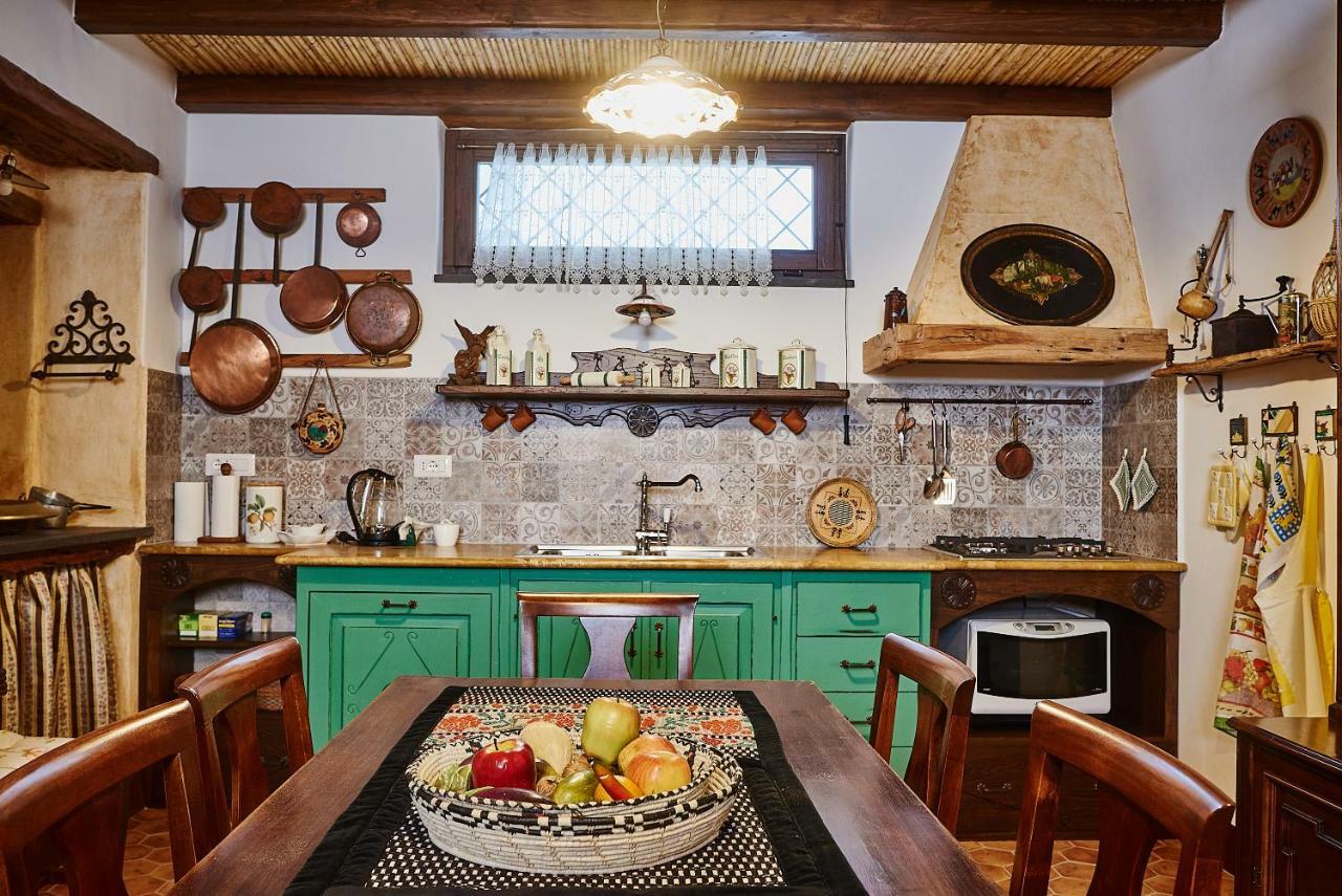 מלון דורגלי La Casa Del Balivo מראה חיצוני תמונה